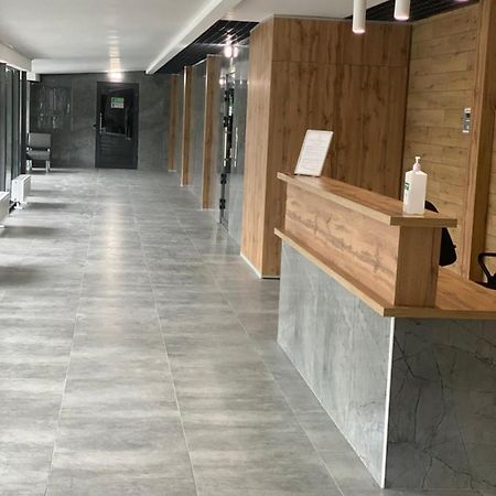 Люкс Апартаменти В Жк Театральному.Центр Міста Rivne Esterno foto