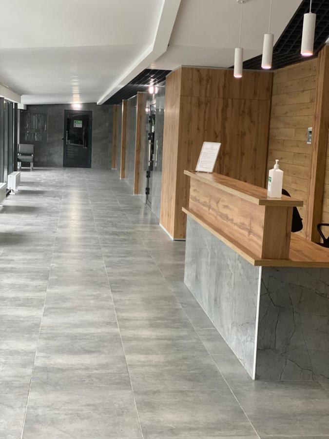 Люкс Апартаменти В Жк Театральному.Центр Міста Rivne Esterno foto